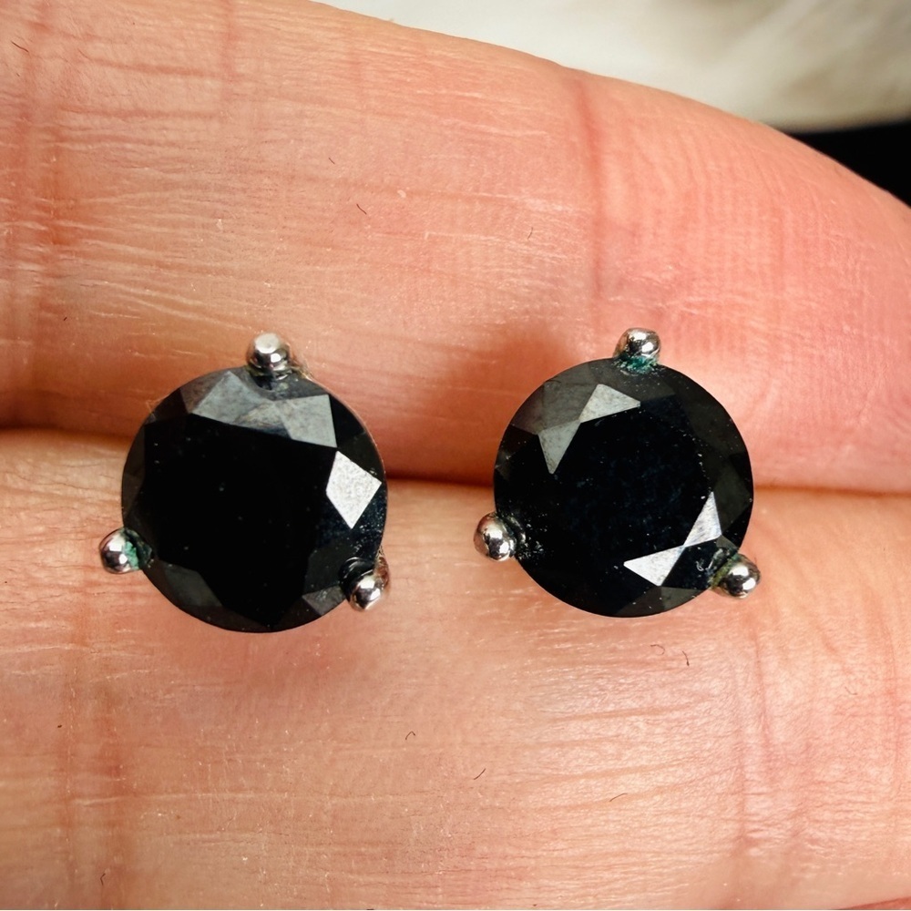 Beautiful, silvertone, large black, reflective bling costume pierced earrings - Picture 9 of 10